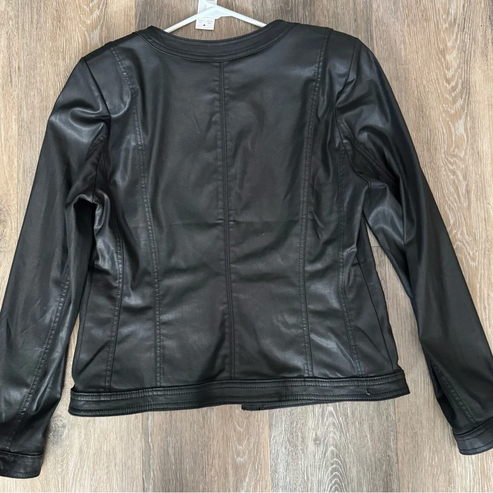 Black faux leather medium White House Black Market Jacket with Chain Detail - Picture 2 of 7